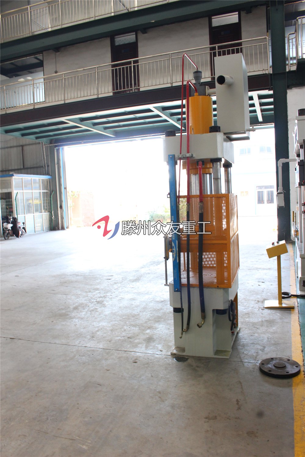 100噸(dun)帶(dai)防(fang)護(hu)網液壓機(ji) 100T拉(la)伸成型油壓(ya)機
