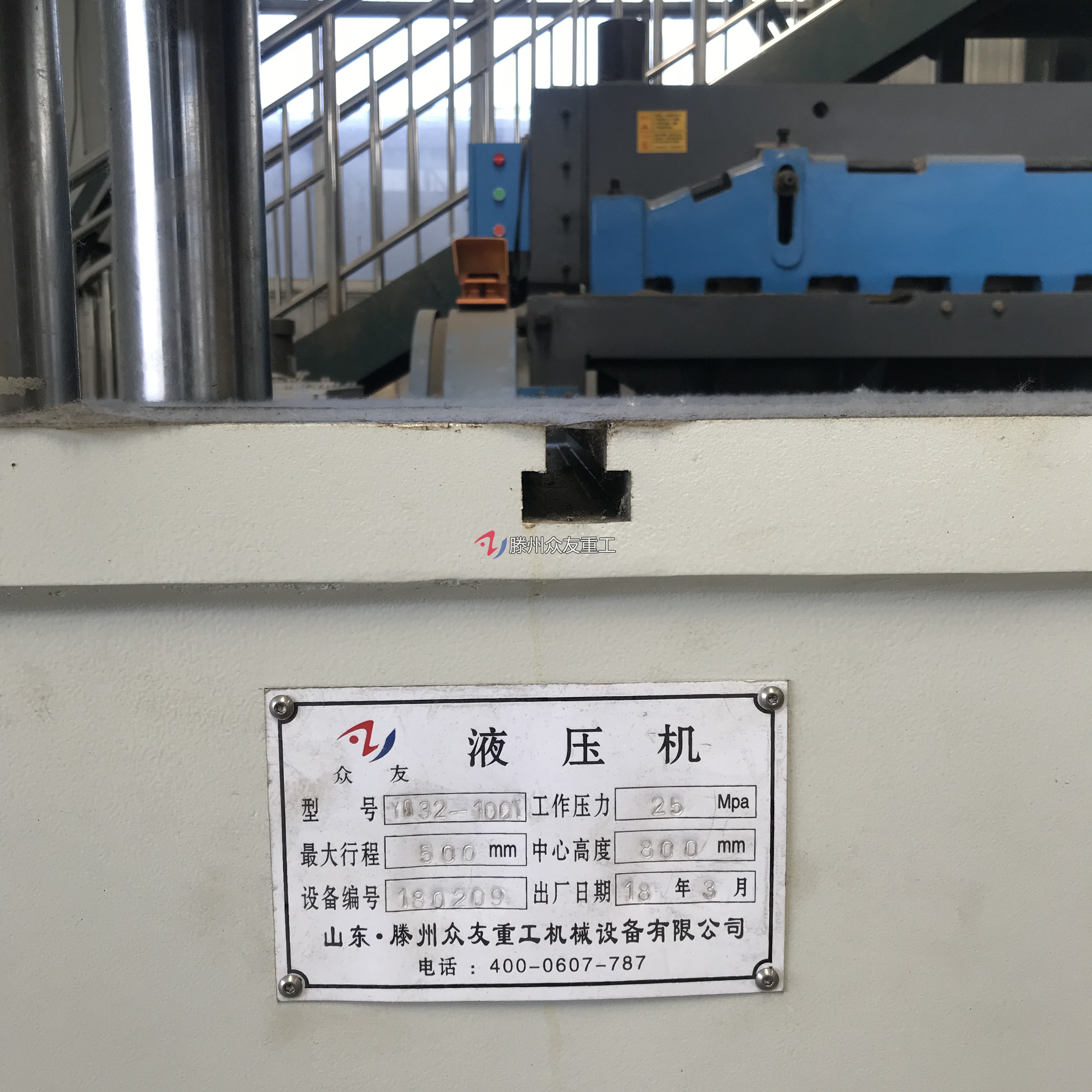 100噸四(si)柱(zhu)液(ye)壓機 100T拉(la)伸成型油(you)壓機(ji)