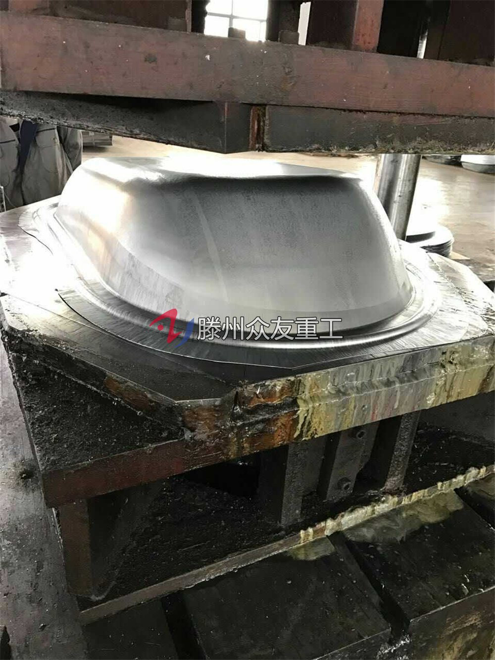 315噸灰(hui)鬭車(che)拉伸液(ye)壓機(ji) 315T金(jin)屬拉伸油壓機
