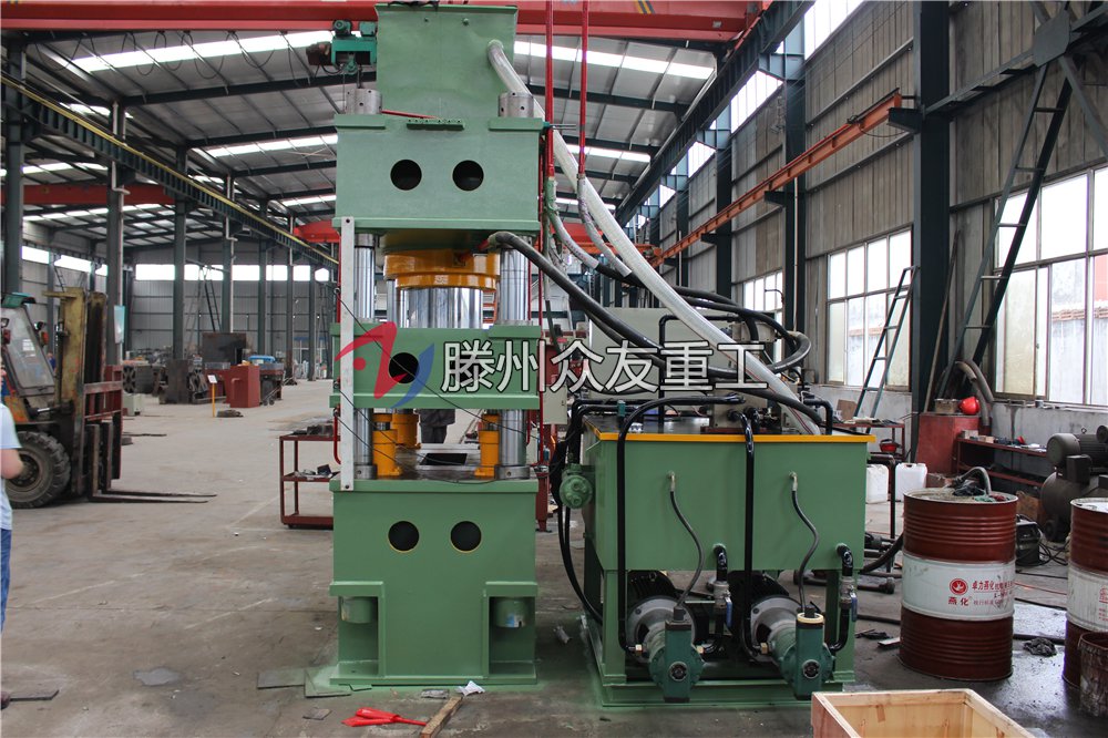 400噸(dun)三(san)樑(liang)四(si)柱(zhu)液(ye)壓機 400T拉伸(shen)成(cheng)型(xing)油壓(ya)機