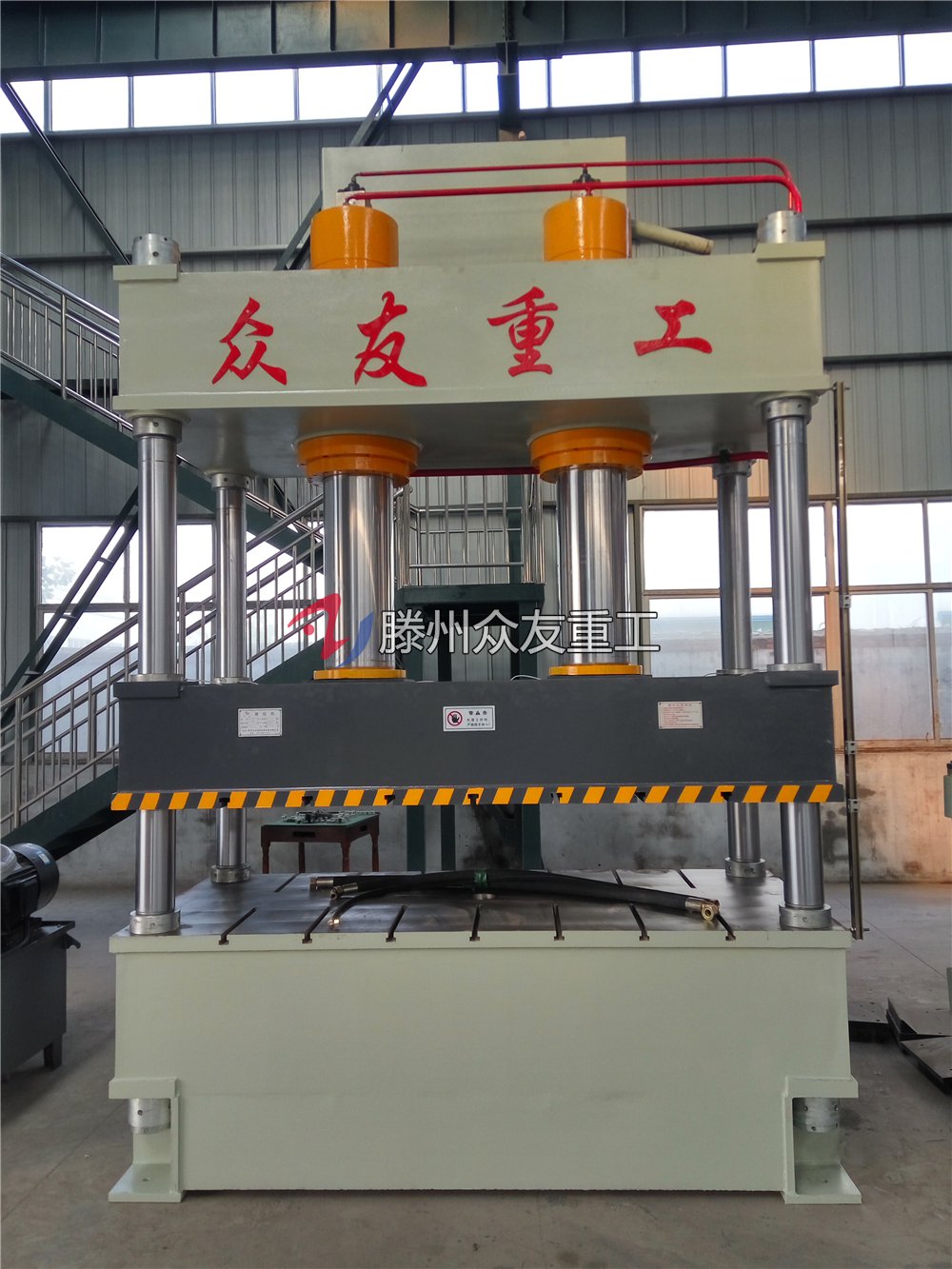 400噸(dun)雙缸(gang)液壓機(ji) 400T拉伸油(you)壓機(ji)