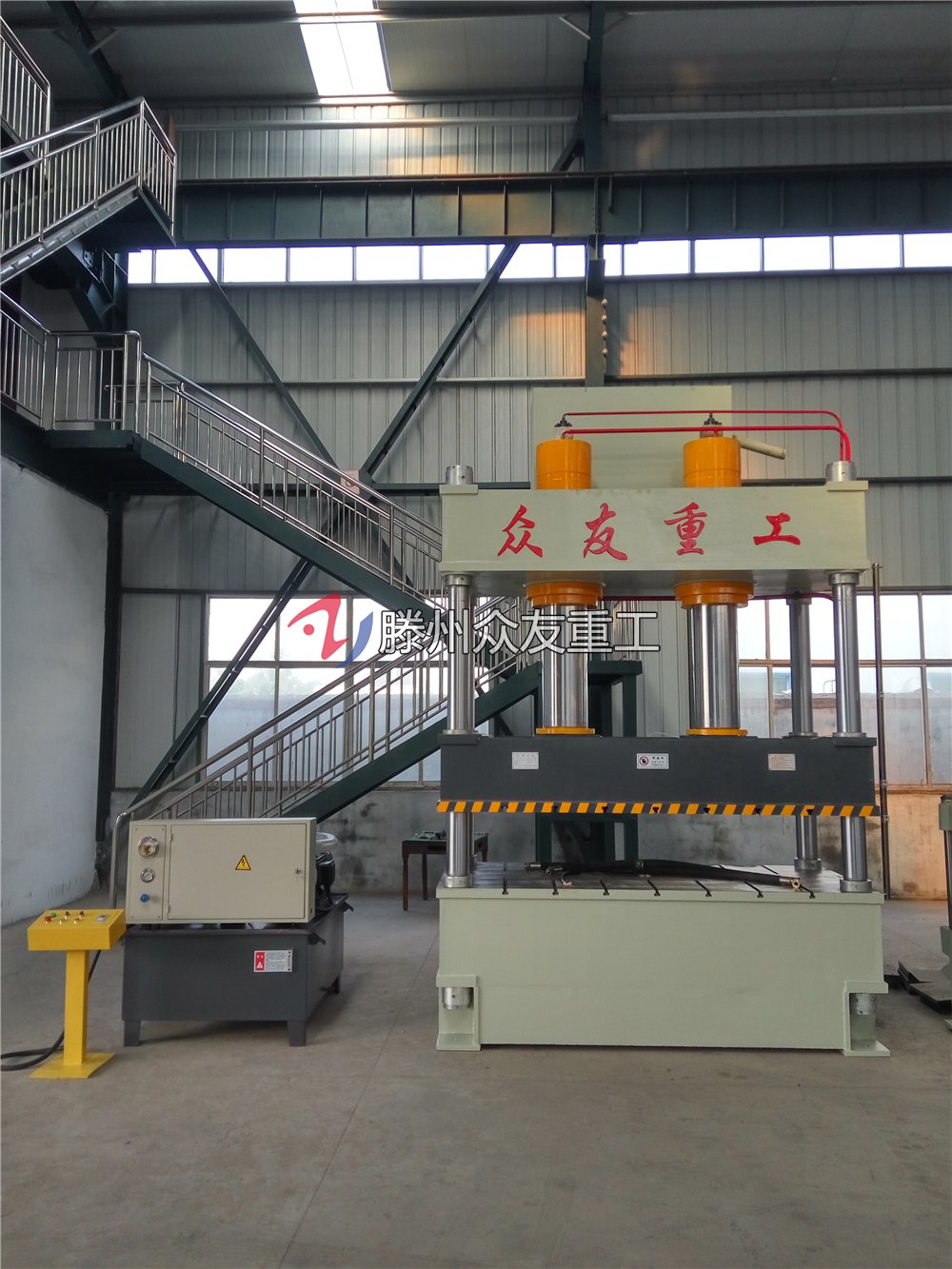 400噸雙(shuang)缸(gang)液壓(ya)機(ji) 400T拉伸油壓(ya)機(ji)