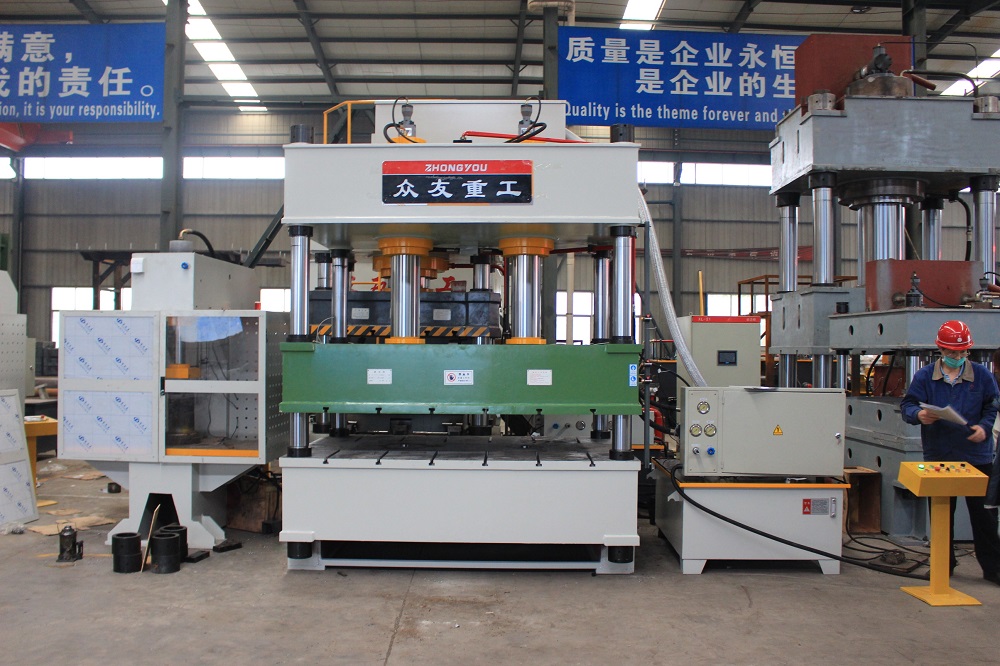 250噸雙(shuang)缸(gang)大檯麵液壓(ya)機 250T三樑(liang)四(si)柱油壓(ya)機(ji)