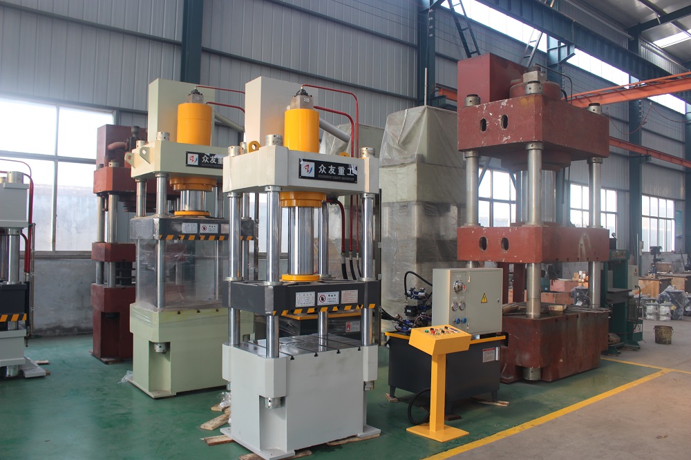 100噸(dun)三(san)樑(liang)四柱液(ye)壓(ya)機 100T拉(la)伸成(cheng)型(xing)油壓(ya)機