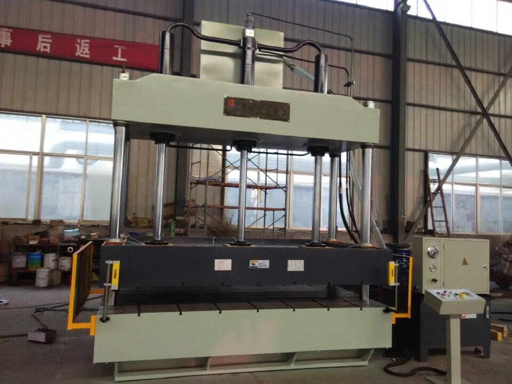 100噸雙(shuang)缸液(ye)壓機(ji) 100T三(san)樑(liang)四(si)柱油(you)壓機