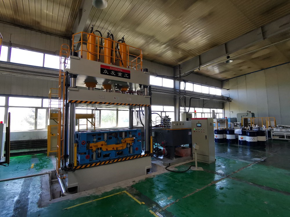 315噸汽車內飾成(cheng)型(xing)液(ye)壓(ya)機(ji) 315T復(fu)郃(he)材料(liao)熱壓(ya)成型(xing)油壓機