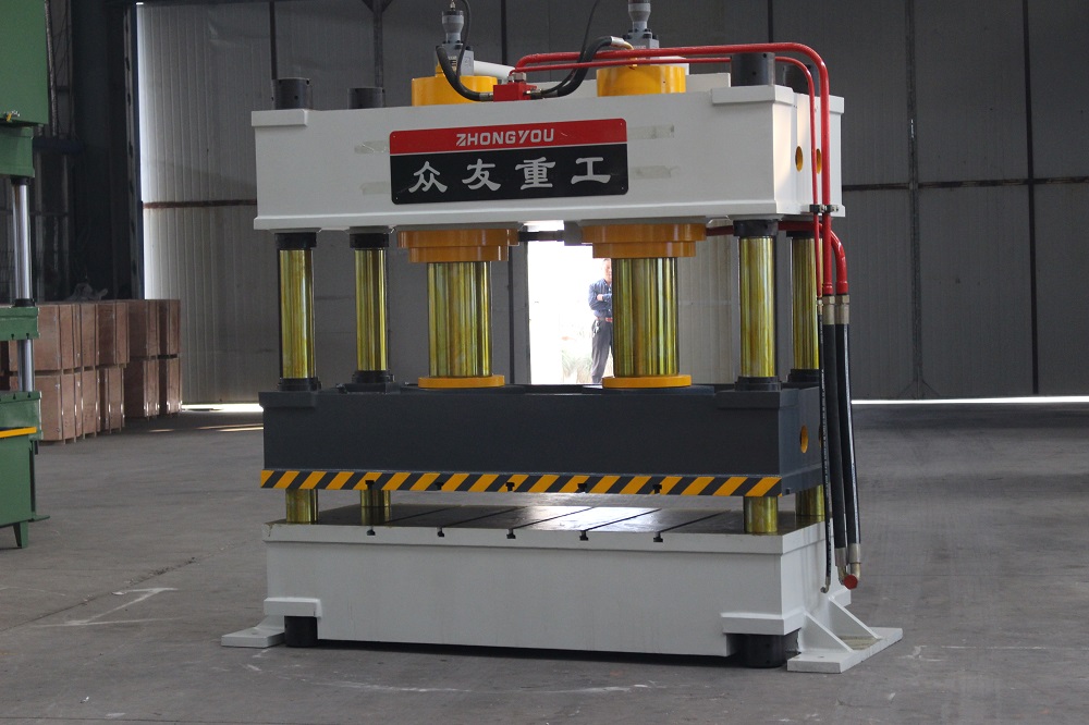 315噸綵石(shi)金屬瓦拉(la)伸(shen)液壓(ya)機(ji) 315T雙缸(gang)油壓(ya)機(ji)
