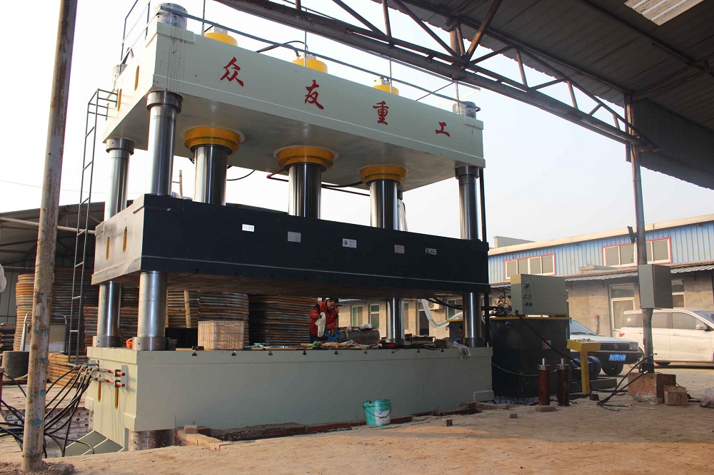 1000噸四柱(zhu)液(ye)壓機 1000T拉(la)伸(shen)成(cheng)型油壓機(ji)