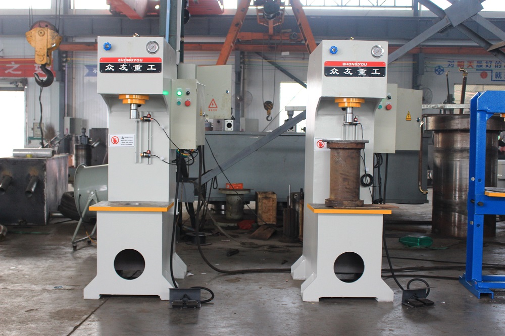20噸單(dan)柱數(shu)控液(ye)壓(ya)機(ji) 20T單(dan)臂油壓機_C型(xing)壓(ya)力機