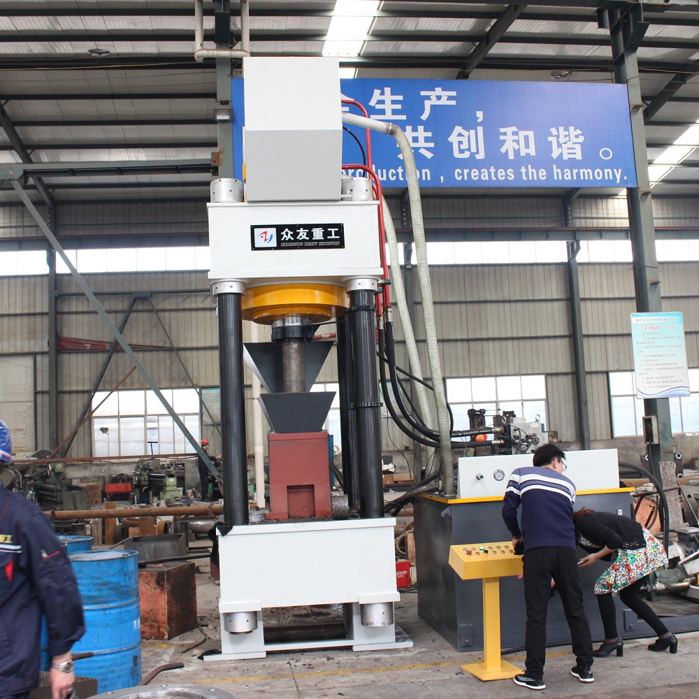 630噸金屬粉(fen)末成型(xing)液壓機(ji) 630T鐵(tie)屑壓塊機(ji)