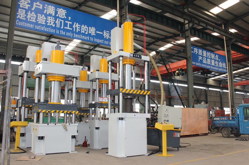 100噸(dun)四柱液壓機 100t金(jin)屬(shu)拉伸(shen)成(cheng)型油(you)壓機(ji)