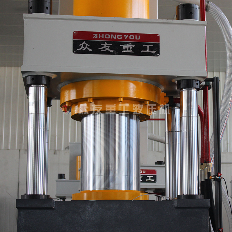 315噸金(jin)屬(shu)拉伸成型液(ye)壓機 315噸拉(la)伸油(you)壓機(ji)壓力(li)機(ji)