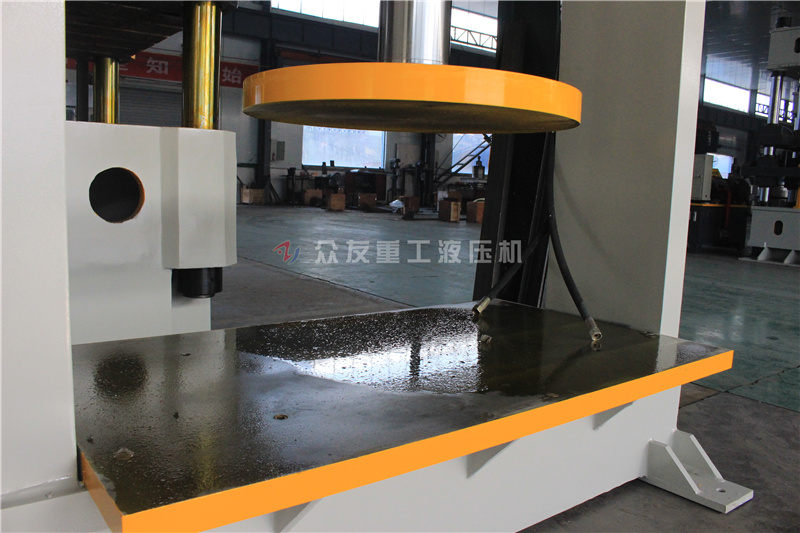 100噸(dun)壓胎(tai)機 100T龍門框(kuang)式液(ye)壓機(ji)