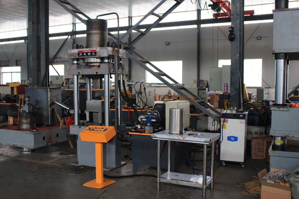 200噸(dun)壓艾(ai)葉楓(feng)葉液壓機 200T成型(xing)液壓機(ji)