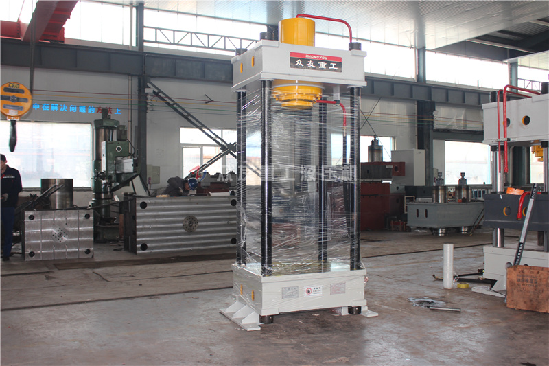 200噸多功能(neng)液壓機(ji) 200T兩樑四柱(zhu)液壓機(ji)