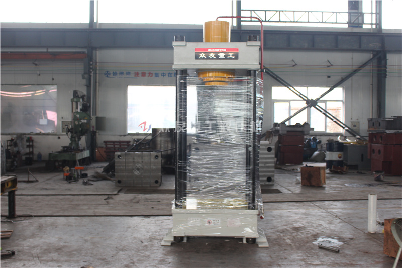 200噸多(duo)功能液壓機 200T兩樑(liang)四(si)柱(zhu)液壓(ya)機