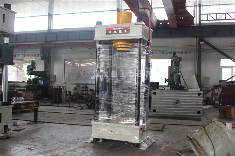200噸多(duo)功(gong)能液壓機 200T兩(liang)樑(liang)四柱(zhu)液壓(ya)機