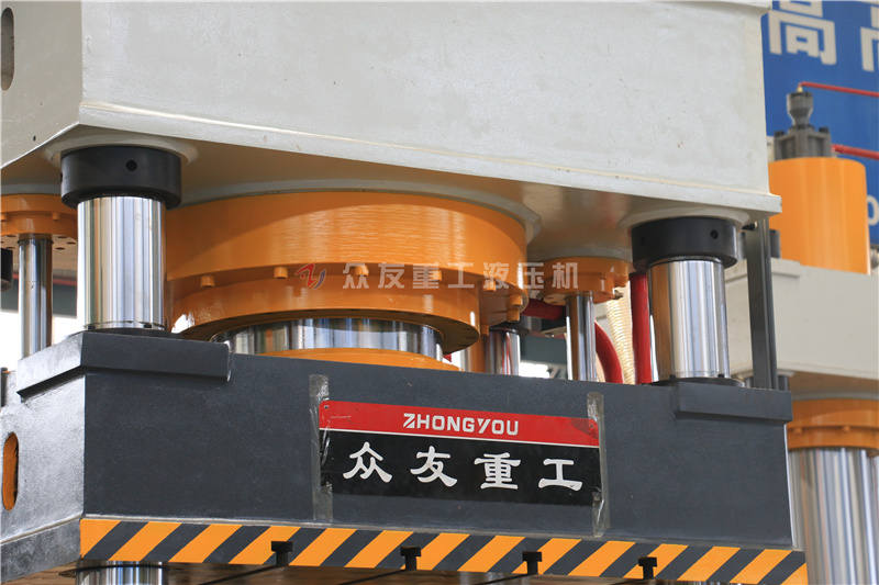 630噸金屬拉(la)伸液壓機 630T帶液壓墊油壓(ya)機(ji)