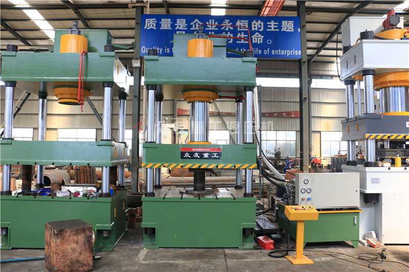 315噸(dun)三樑四(si)柱液(ye)壓(ya)機 315T冷壓(ya)成型油壓(ya)機
