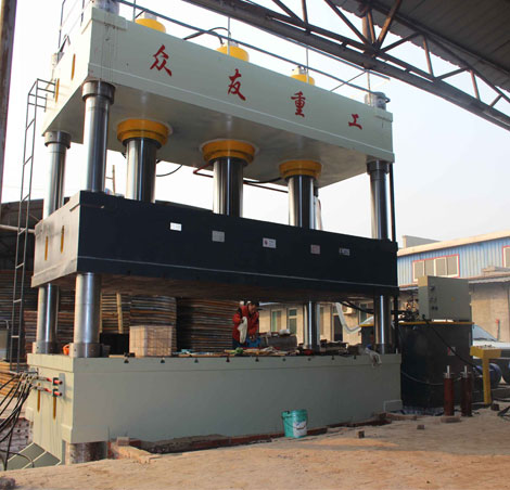 1500噸(dun)玻(bo)瓈鋼化(hua)糞(fen)池(chi)熱(re)壓成型機(ji) smc復(fu)郃(he)材(cai)料(liao)成(cheng)型(xing)液(ye)壓機(ji)