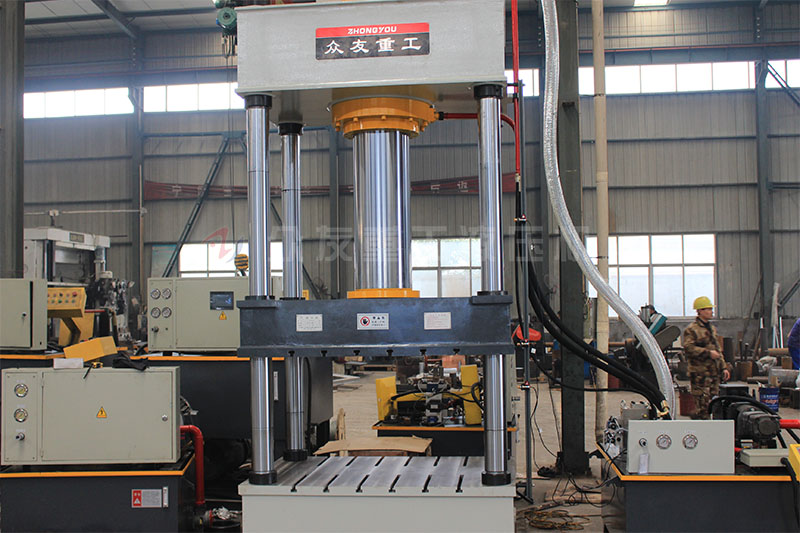 315噸(dun)四(si)柱(zhu)液(ye)壓機 315t金屬(shu)拉伸成型油(you)壓(ya)機