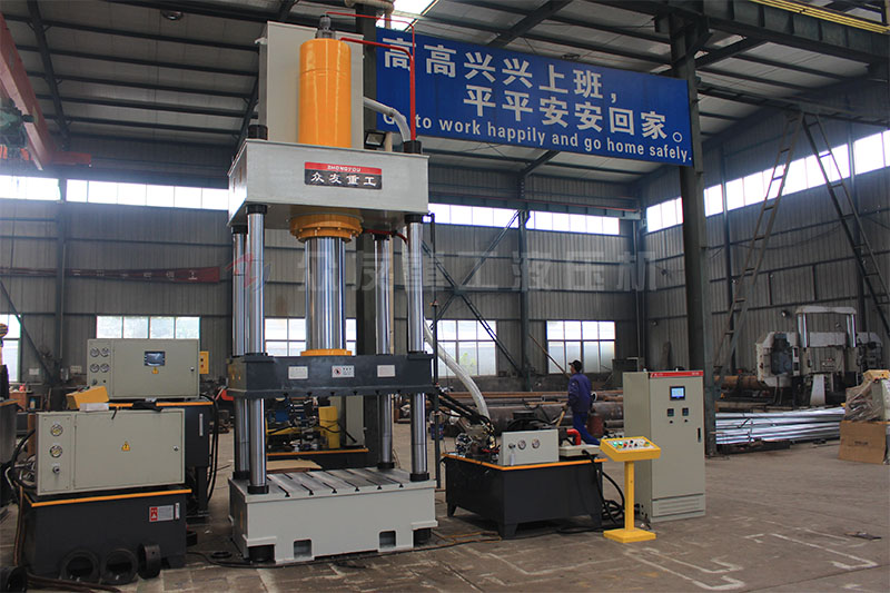 315噸(dun)四(si)柱(zhu)液(ye)壓機 315t金(jin)屬(shu)拉伸(shen)成型(xing)油壓機(ji)