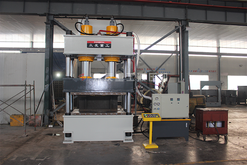 400噸四柱(zhu)液壓機 400T復(fu)郃(he)材料(liao)熱壓(ya)成(cheng)型(xing)油壓機(ji)